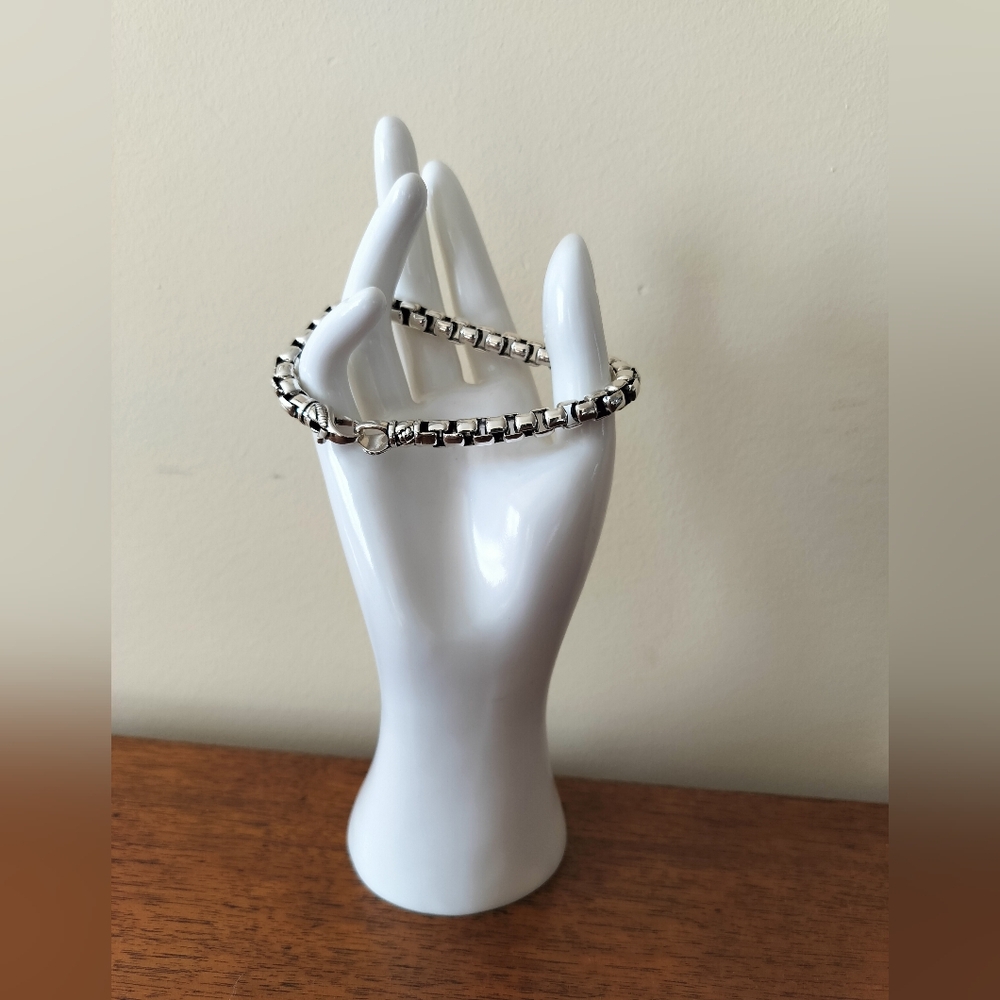 JAI John Hardy Sterling Silver Rounded Box Chain Bracket Women's
